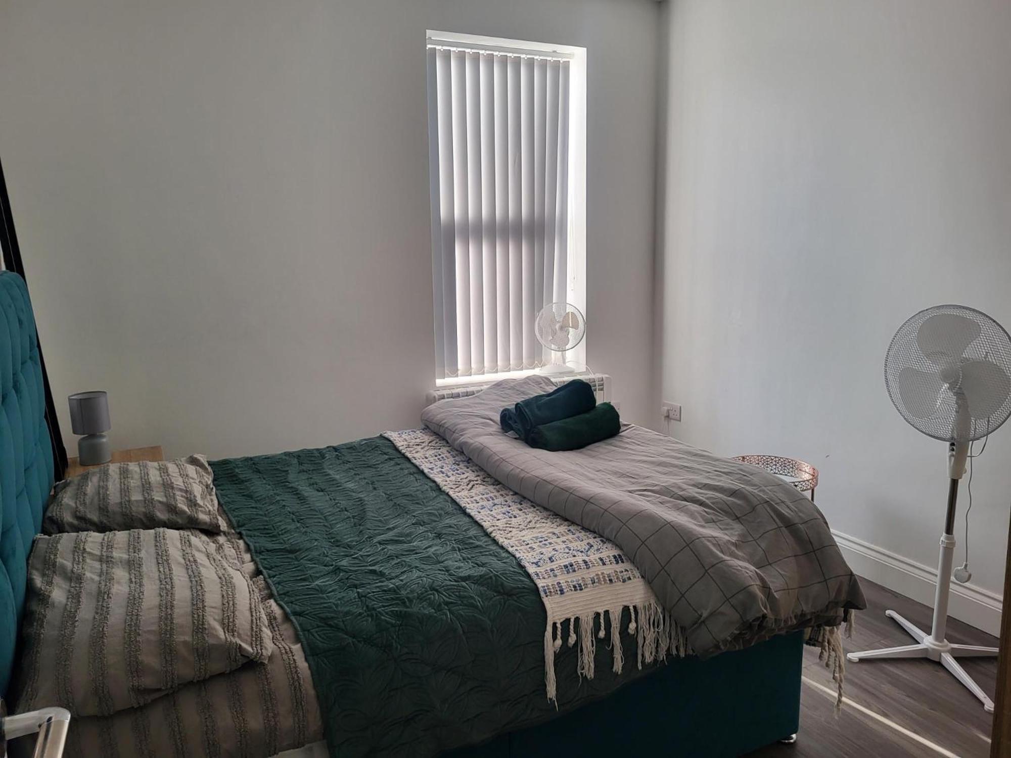 1 Bed Flat, Airport Pick, Drop Available Fibre Broadband, New, Washer Dryer, 10 Mins From City Centre ダートフォード エクステリア 写真